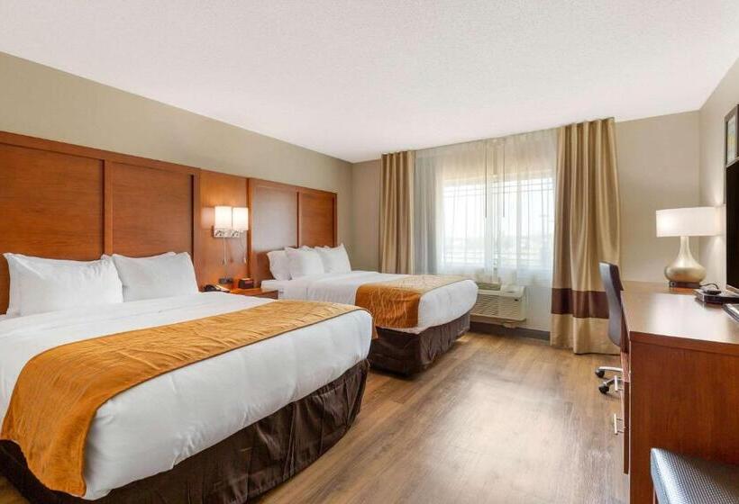 Номер Стандарт 2 Двуспальные Кровати, Comfort Inn & Suites