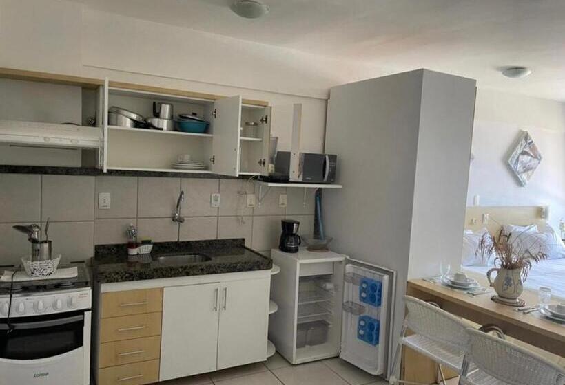 استودیوی استاندارد, Flats Particular Terrazzo