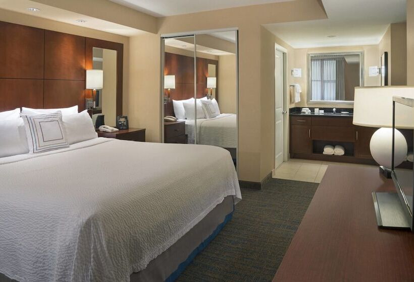 Люкс 2 Спальни, Residence Inn By Marriott Toronto Downtown/entertainment District