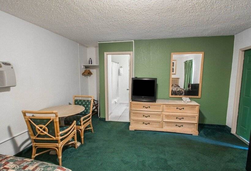 חדר סטנדרט שתי מיטות זוגיות, Rodeway Inn Fort Pierce Us Highway 1