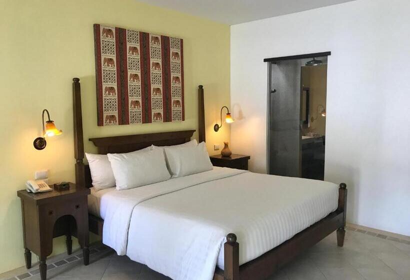Номер Deluxe, Ao Nang Colors Hotel   Aonang Beach