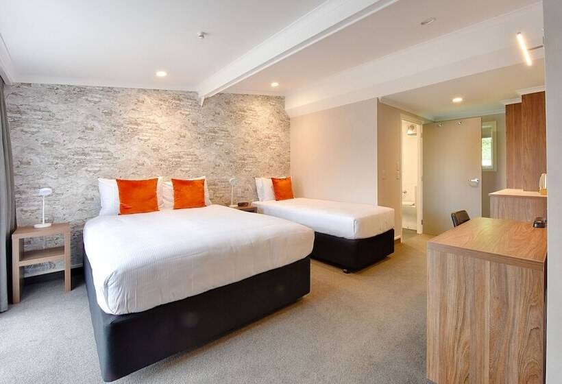 Номер Стандарт, Croydon Lodge
