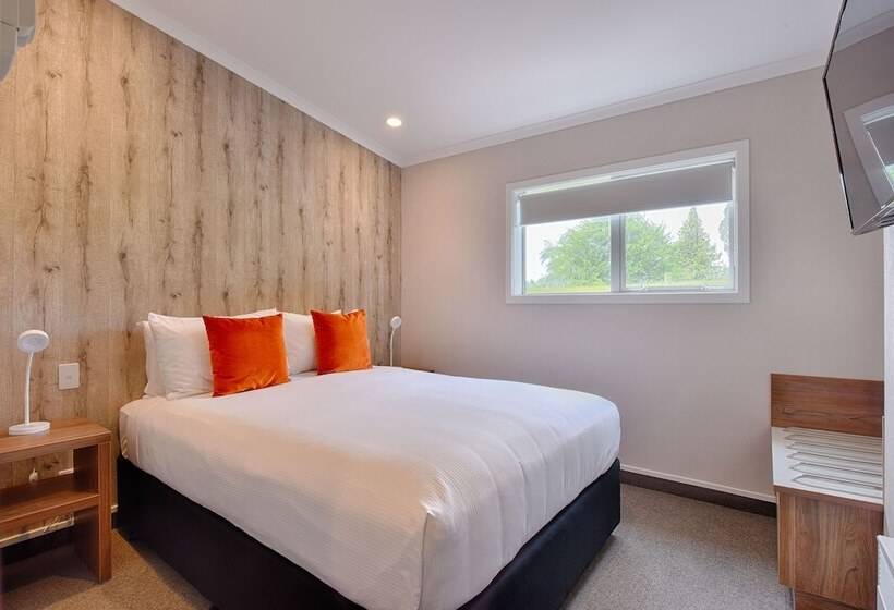 Семейный Номер, Croydon Lodge