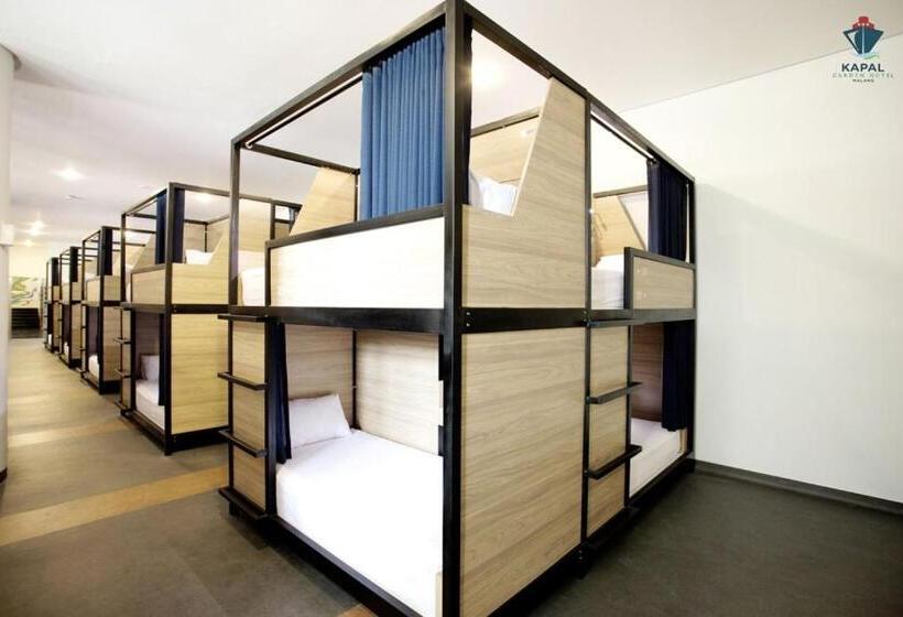 Cabana, Kapal Garden Hotel Malang