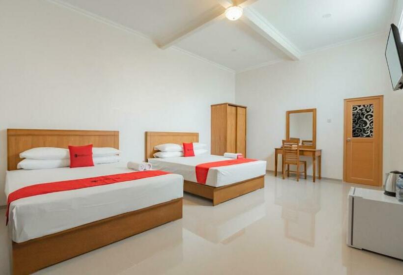 Люкс, Reddoorz Syariah Plus @ Perintis Guesthouse Tasikmalaya