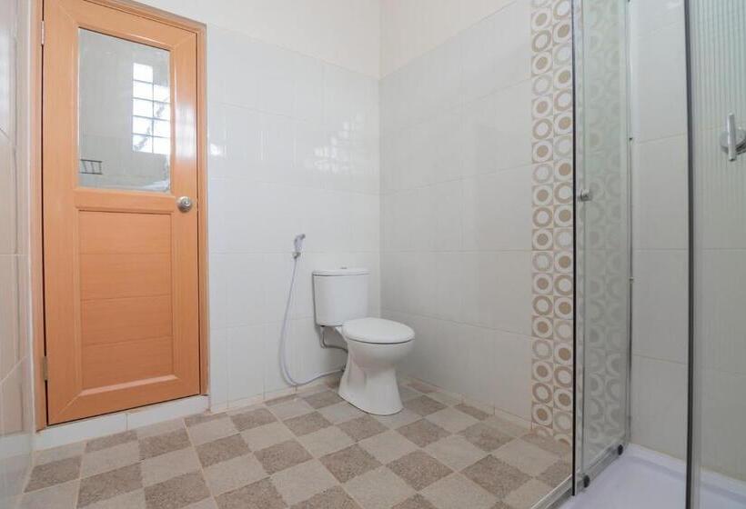 Люкс, Reddoorz Syariah Plus @ Perintis Guesthouse Tasikmalaya