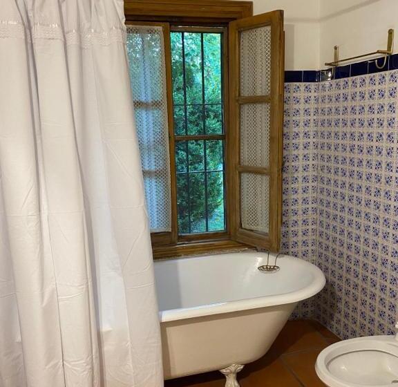 Номер Deluxe Кровать Кинг, Don Aniceto   Suites De Campo