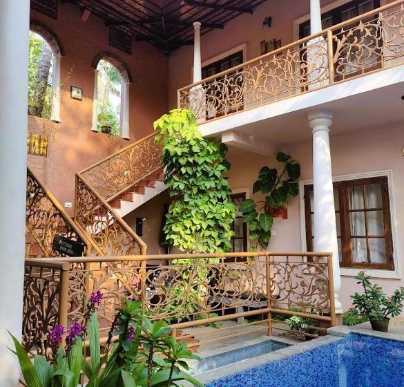 스탠다드 룸 킹사이즈 침대, Mandaram Villas