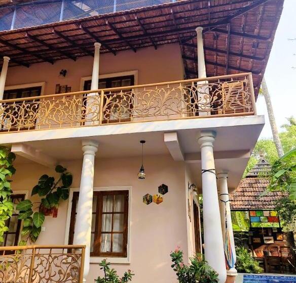 스탠다드 룸 킹사이즈 침대, Mandaram Villas