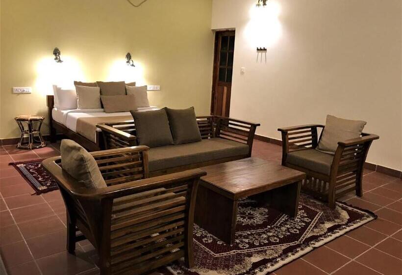 스탠다드 룸 킹사이즈 침대, Mandaram Villas