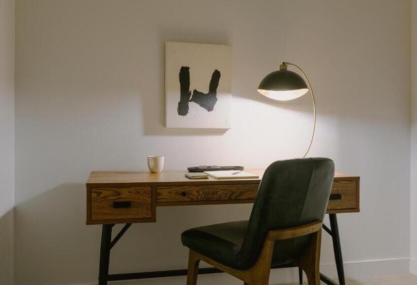 Apartamento 1 Dormitório, Sonder The Witherspoon