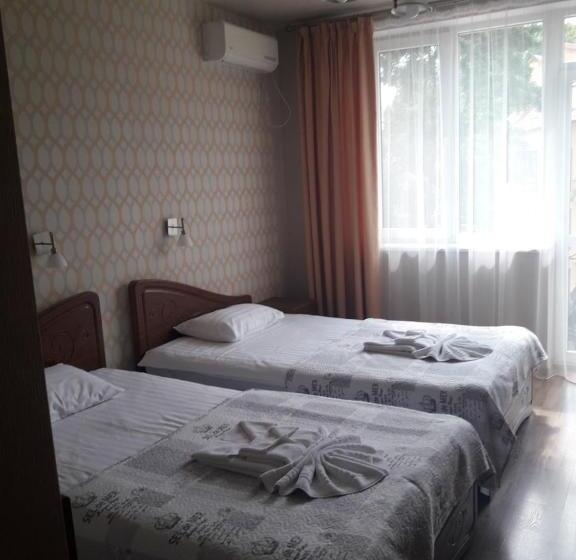 Номер Deluxe с Балконом, готель парк