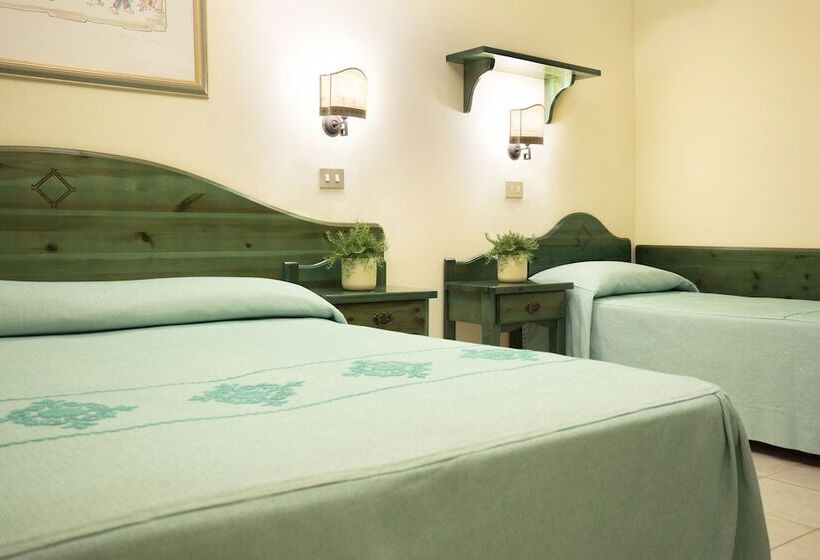 اتاق استاندارد سه نفره, Club Hotel Torre Moresca