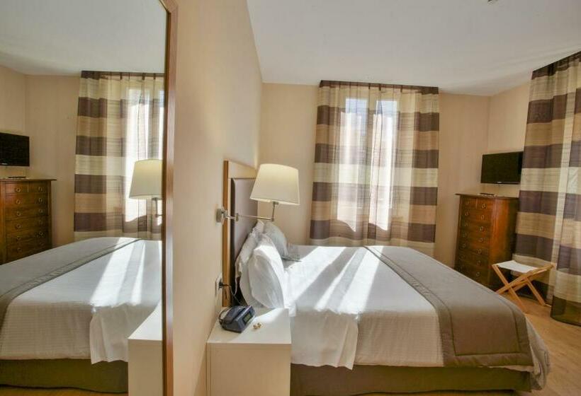 Номер Deluxe, Relais Le Felci Executive Suite Spa