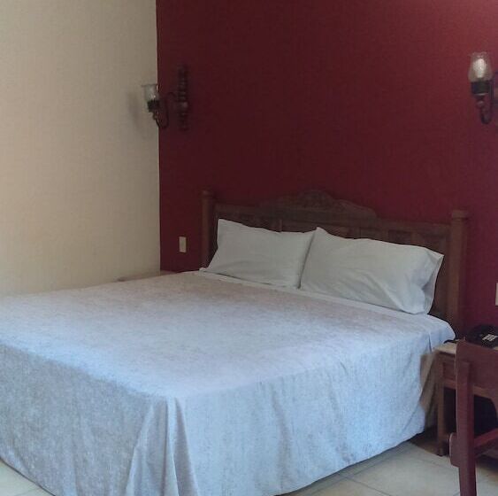 Chambre Standard, San Francisco Plaza