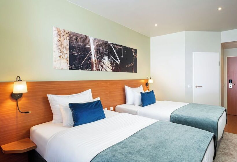 스탠다드 룸, Leonardo Hotel Salzburg Airport
