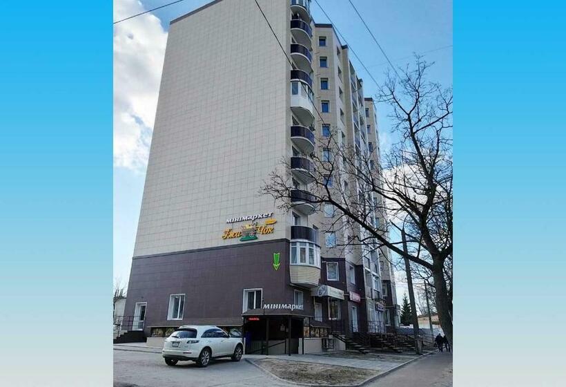 חדר דלוקס לארבעה, Molex Apartments 3