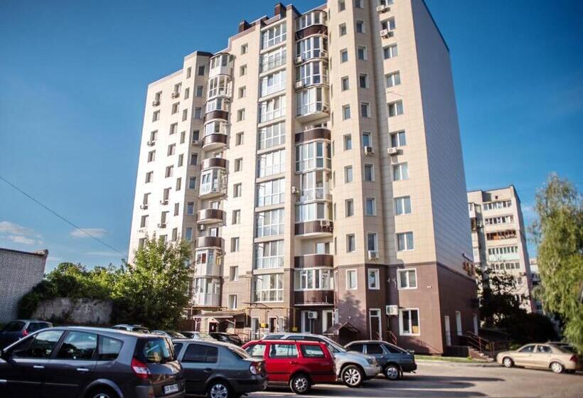 标准工作室, Molex Apartments 3