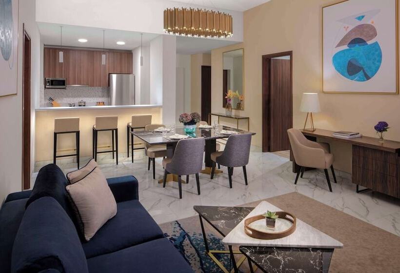 Апартаменты Superior 2 Спальни, Avani Plus Palm View Dubai Hotel & Suites