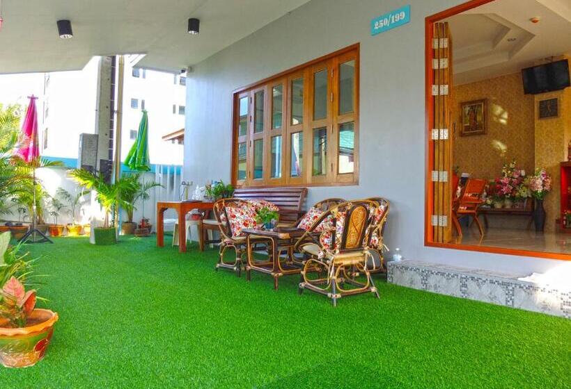 اتاق استاندارد با بالکن, Baan Yokmhanee