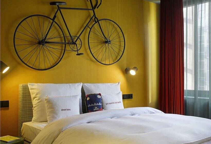 اتاق استاندارد, 25hours Hotel The Trip