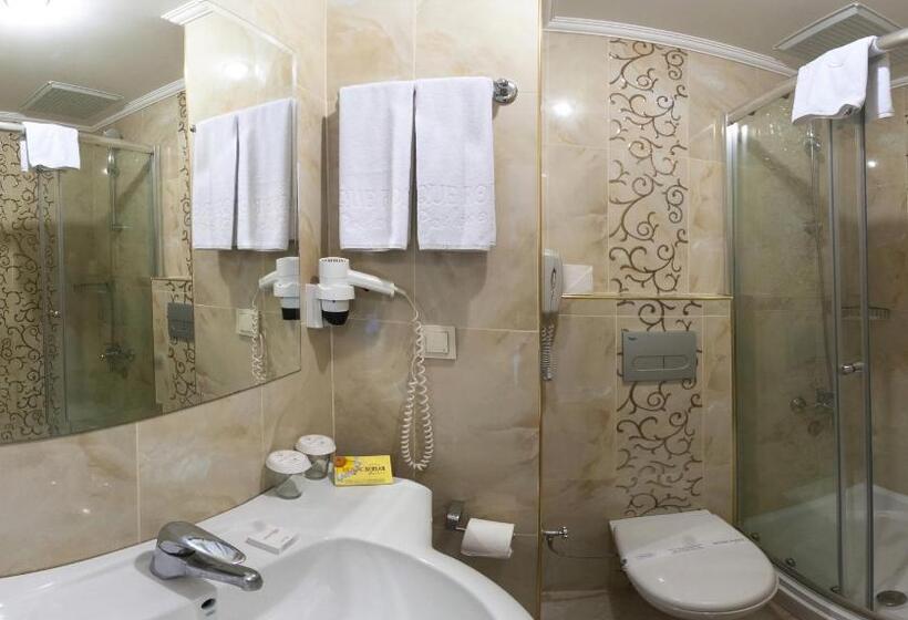Трехместный Номер Superior, Antique Roman Palace Museum Hotel   Adults Only Ultra All Inclusive