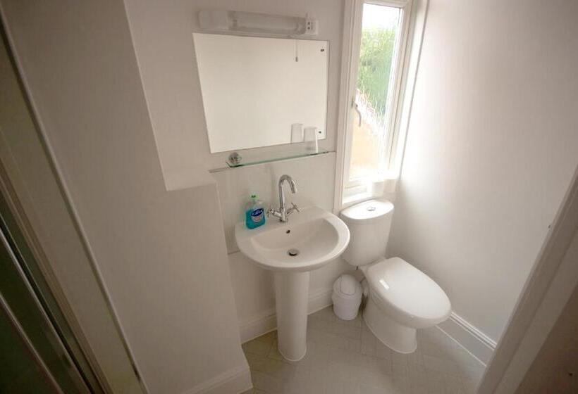 Номер Стандарт Индивидуальный, Salamander Guest House