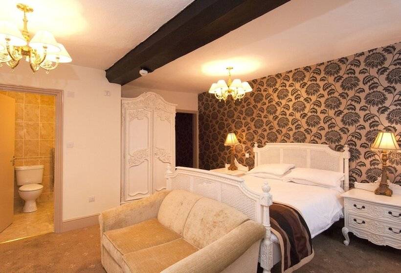 Номер Superior, The Old Crown Coaching Inn