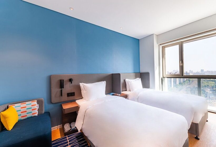 اتاق استاندارد, Holiday Inn Express Shanghai Baoyang, An Ihg