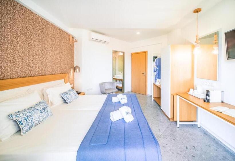 Номер Deluxe, Aeolos Beach Resort