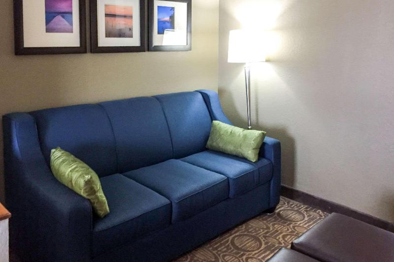 Люкс Кровать Кинг, Comfort Suites Regency Park