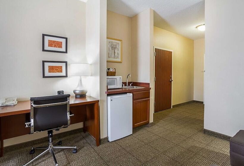 Люкс, Comfort Suites