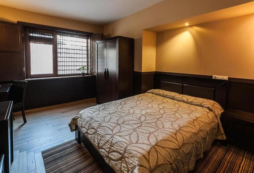 اتاق استاندارد, Ego   Free Parking   Top Central Location