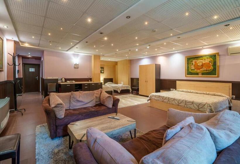 اتاق لوکس چهار تخته, Ego   Free Parking   Top Central Location