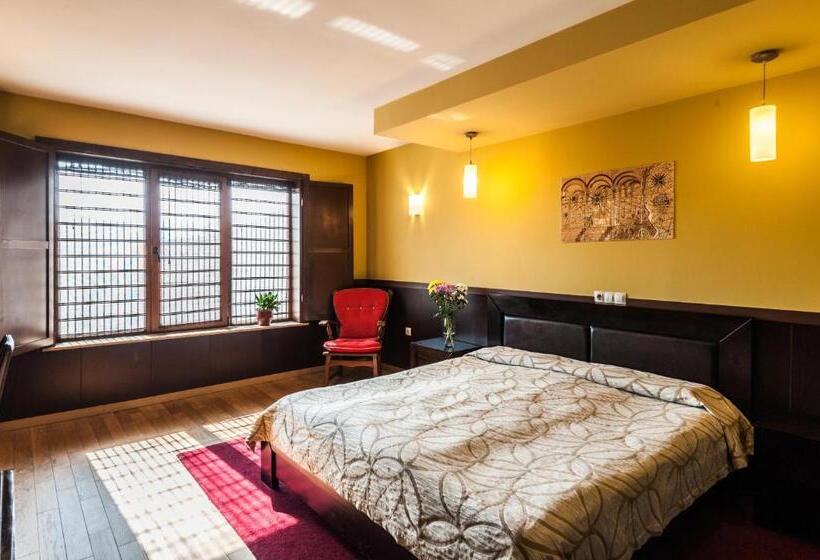 اتاق استاندارد, Ego   Free Parking   Top Central Location