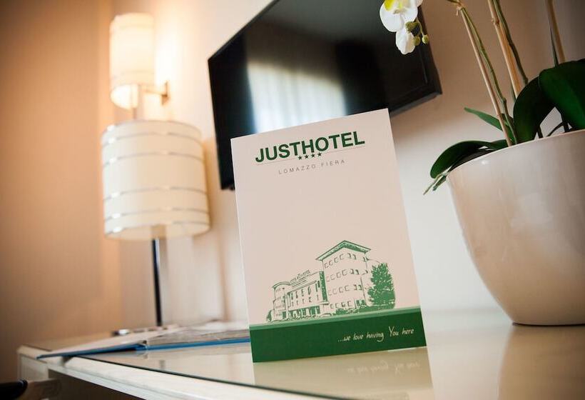 Семейный Номер, Just Hotel Lomazzo Fiera
