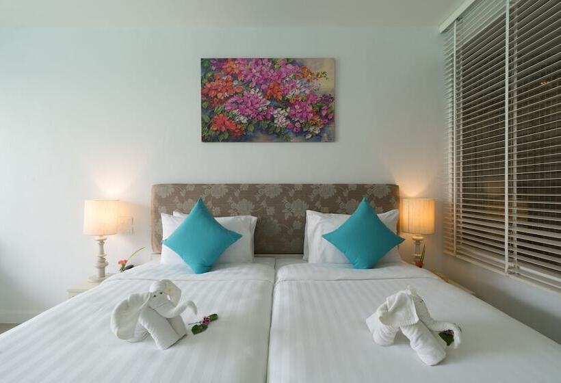 Номер Deluxe, The Briza Beach Resort, Khao Lak Sha Extra Plus
