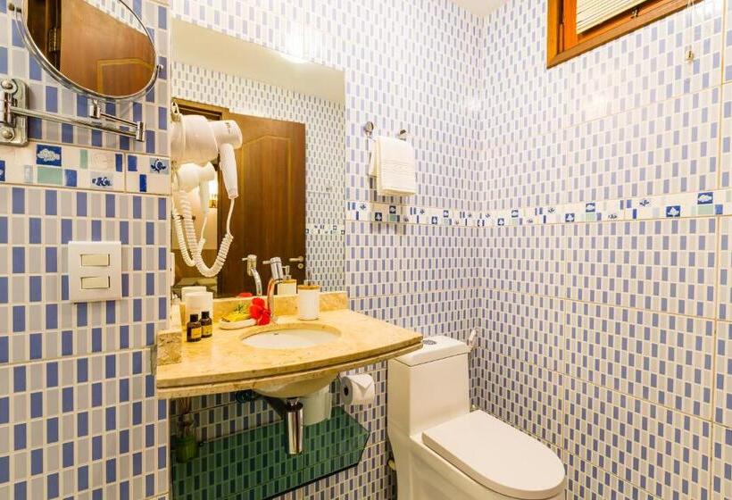 اتاق لوکس سه تخته, Casa Conceição