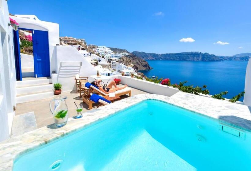 Люкс с гидромассажем, Chelidonia Luxury Suites