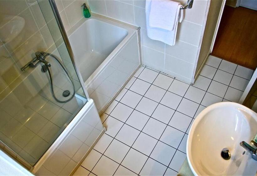 Номер Комфорт, L'hôtel Du Périgord
