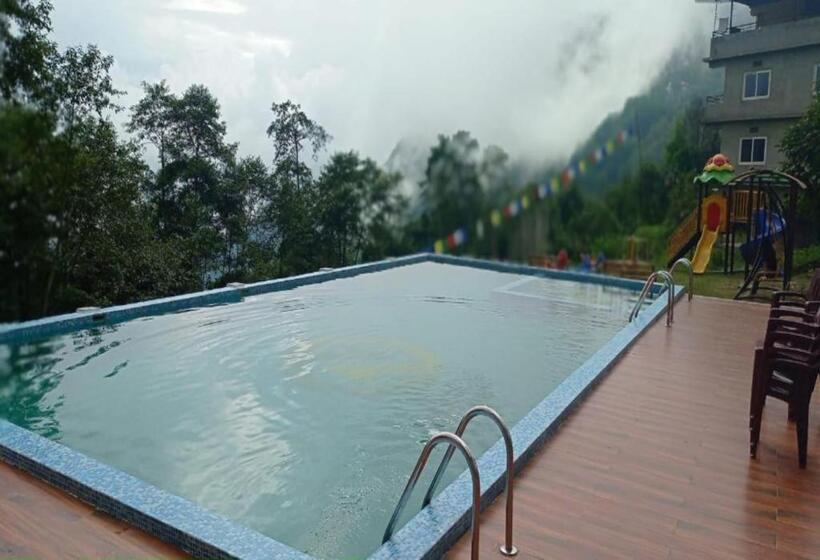 デラックスルーム, The Z Retreat And Spa