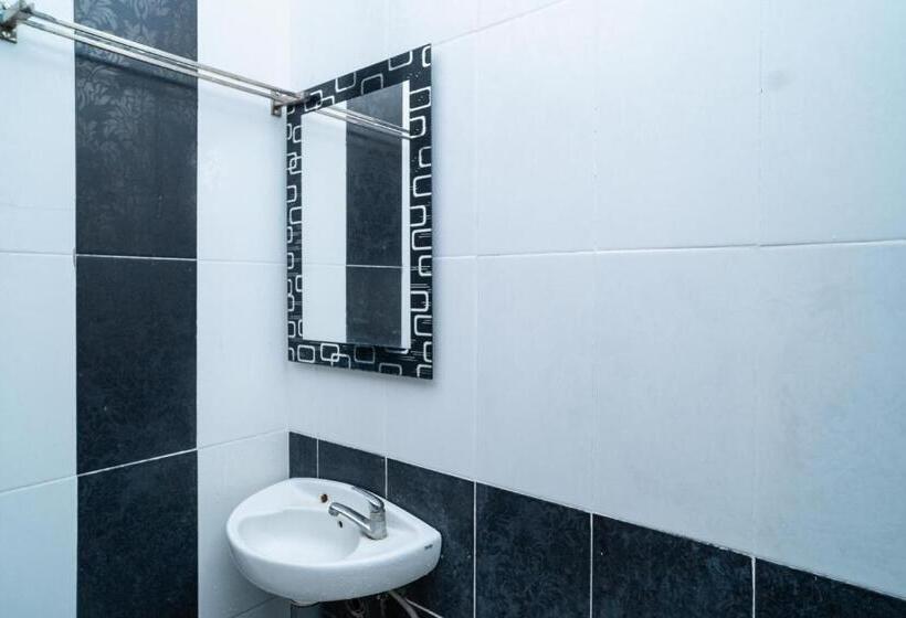 Номер Стандарт, Reddoorz Near Uniska Banjarmasin