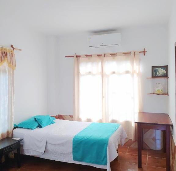 Номер Economy, Hostal Los Flamencos