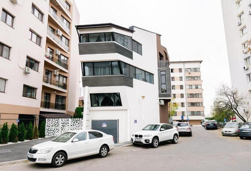 Студия Superior, Chic Studio