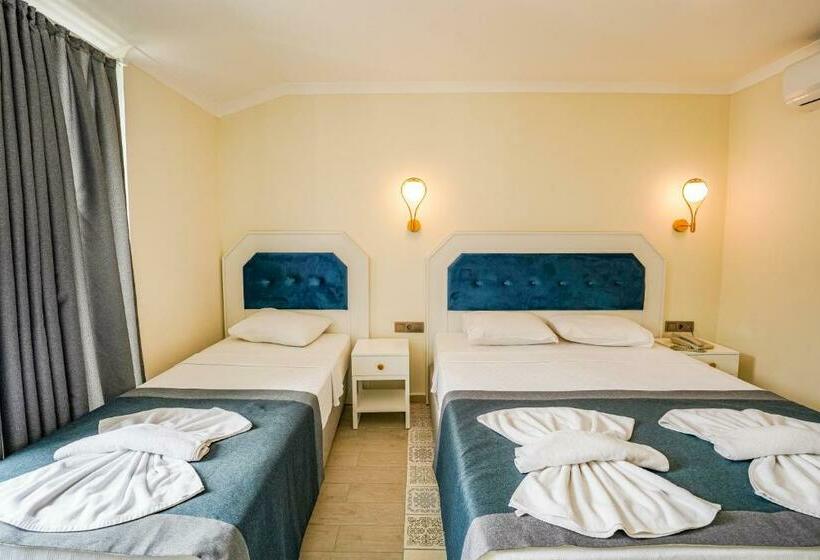 اتاق استاندارد با بالکن, Blue Pearl Hotel& Villas