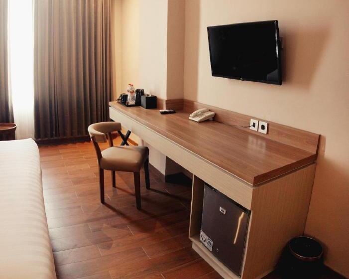 디럭스 룸 바다 전망, Zenith Premiere Hotel Baubau