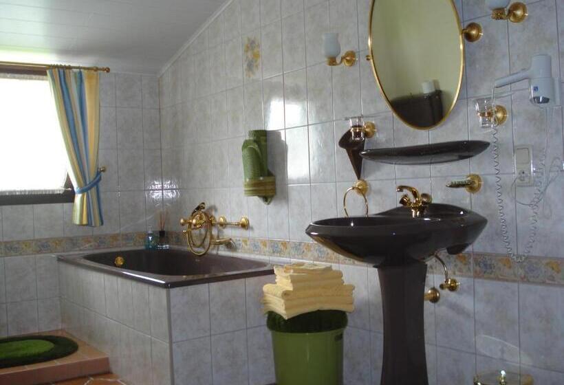 Номер Стандарт, Charme   Hotel Lindenhof
