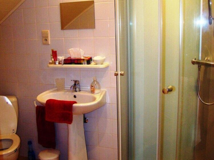 Номер Стандарт, B&b Woodside
