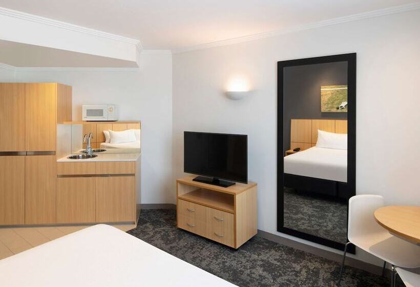 Номер Стандарт, Mercure Sydney Bankstown