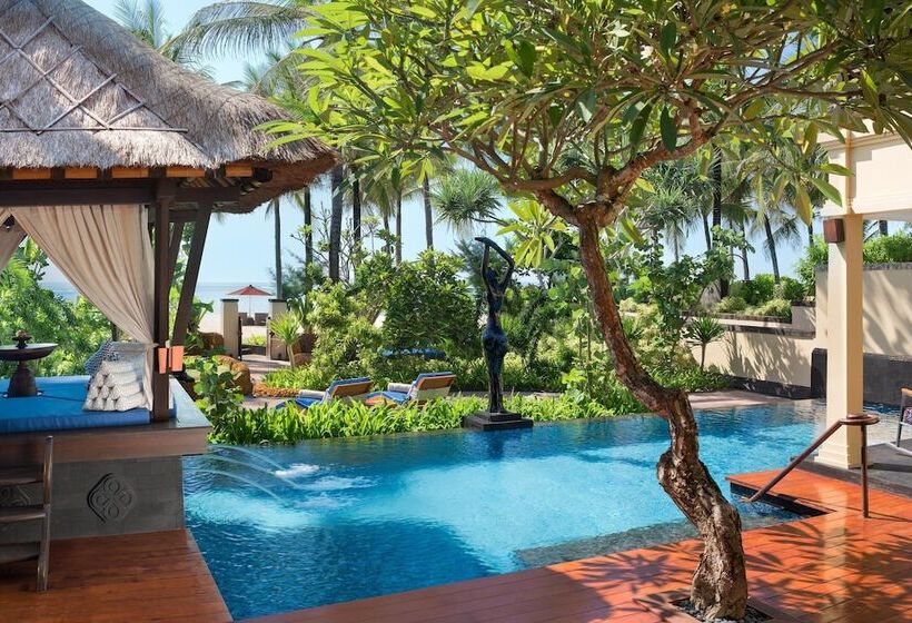 Вилла 4 Спальни, The St. Regis Bali Resort